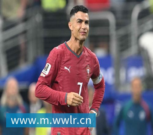 星空体育上海男篮官宣！张镇麟领衔6核心续约，4位小将上调一队，4人离队